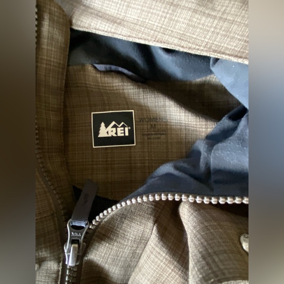 REI jacket - Picture 3 of 3